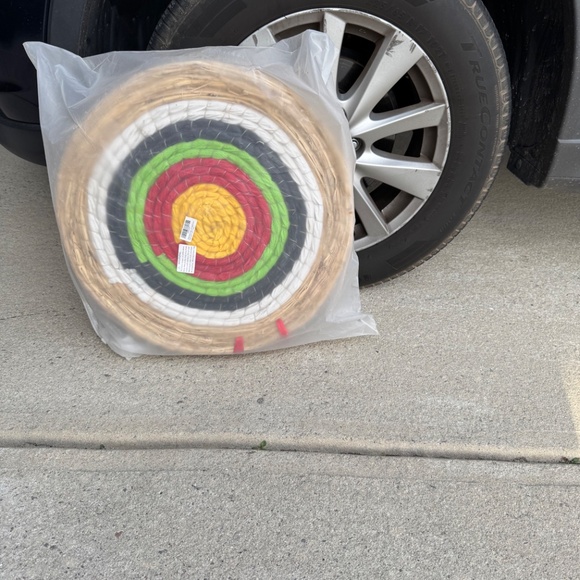 Archery Targets for Backyard 20 Inch Traditional Hand-Made Round Straw - Picture 3 of 4